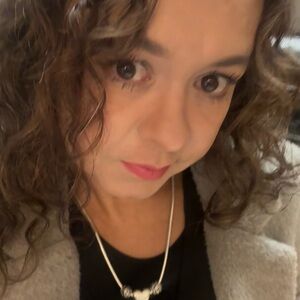 Meet your Posher, Magali